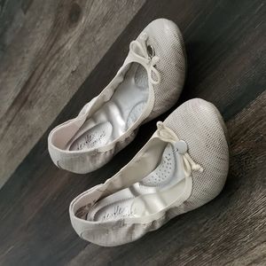 Payless Shoes DEXFLEX comfort metallic Claire flat shoes size 6 1/2